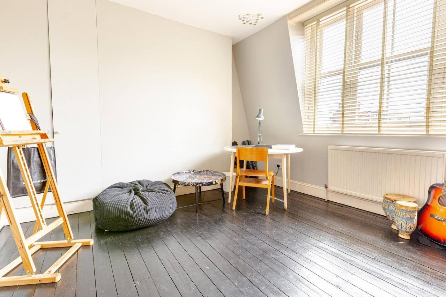 Beautiful Victorian Townhouse - 5 Bedrooms Casa de férias Londres